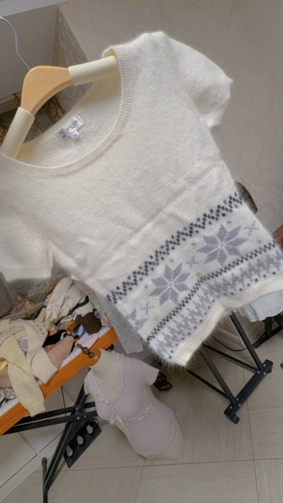 挖煤姬这个app可以说打开了我新世界的大门，海淘的便利性和时效性是喜欢买衣服的人绝对不能错过的，而挖煤姬就在这之中起到了连接的作用。挖煤姬快捷的下单速度以及让人能接受的运输效率，成功让我成为它的忠实粉丝