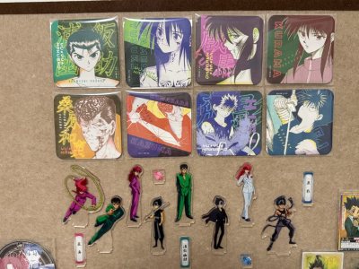 这次在挖煤姬淘的《幽游白书》原画杯垫真的太香了！包装特别严实，一点没磕碰。从下单到收到不到两周，物流比预想快超多。好爱富坚老贼的画风和这套的设计哈哈哈！印刷线条和色彩都跟原画一模一样，质感也特别好。挖煤姬的打包和物流都让人放心，以后淘老番周边就认准这儿了！