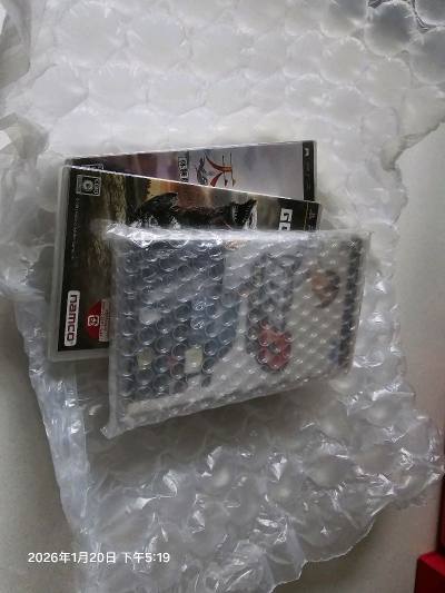 包装结实，没有压坏，很靠谱，两个新品游戏，收藏没话说，中古头文字D，品相ok，正品，总体还是比较满意，没有什么问题。