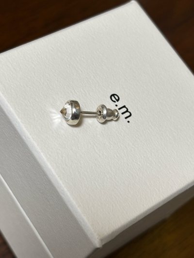 10多天就到了！原本已经做好可能要漫长的等待时间，嘿嘿，无意间看到包裹送达信息，惊叹，神速物流哈哈哈。
