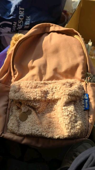 经常用的软件、真心非常推荐、站内力度不仅大、 而且时不时会发些优惠券、 合单速度快, 经常用竹蜻蜓平均时效20天左右、这次收到了心仪的包包！包包非常好、平台包装也很好满满的泡沫、 很安心