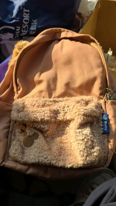 经常用的软件、真心非常推荐、站内力度不仅大、 而且时不时会发些优惠券、 合单速度快, 经常用竹蜻蜓平均时效20天左右、这次收到了心仪的包包！包包非常好、平台包装也很好满满的泡沫、 很安心