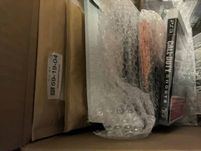 又收到挖煤姬的惊喜包裹！从下单到拆箱全程丝滑，物流更新透明迅速。帮我抢到了限量好物，包装得超级用心。海淘从没这么省心过，宝藏平台认证！