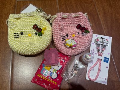 在挖煤姬总是能不经意的淘到许多可爱的小物，我主要购买古早类的物品。物品的状态都出乎意料得好，偶尔也能刷到好价。挖煤姬的竹蜻蜓路线也很快，打包得也很细心！非常推荐选择！