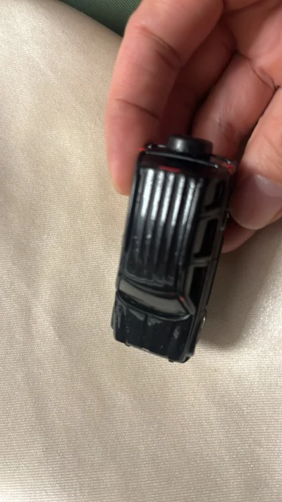 在挖煤姬买自己喜欢的东西很方便，而且能找到许多中国市场比较少见到的小东西，能买到这样好的品相的汽车模型非常让人高兴