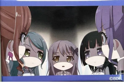 这次入手的是pico吧唧，质感特别好，图案印刷清晰细腻，边缘处理得也很光滑，完全没有划痕和掉漆，拿到手就被惊艳到了！
在挖煤姬下单体验感一直很棒，不仅可以免费合单省运费，物流更新也很及时，客服响应速度快，有问题都能得到耐心解答。平台还经常优化功能，现在用起来越来越顺...