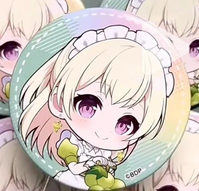 终于蹲到了我推的好价！！实物在光下闪闪的，图案清晰没有划痕，保存得特别好。用挖煤姬淘中古周边已经成了我的日常操作，免费合单、多线路选择太贴心了，每次都能安全收到包裹，平台功能也一直在升级，体验感拉满！