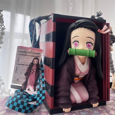 包装很好，拿到家没有任何损坏。非常的可爱呢，成色也很好，真的很喜欢很喜欢(*≧ω≦)，限定款豆子很可爱～