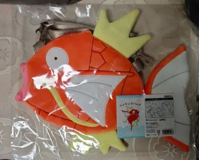 还是日版的福箱好！这次开出的非常满意，都是喜欢的！很惊喜。原本担心原箱被置换了，结果发现好好的保护在里面没有损坏。还是很上心的。