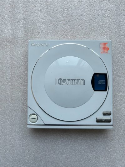 代购软件非常好用，方便，货到了，打包也比较满意，这个发回来是两台机，成还可以，当然旧机器要打理，愉快的一次购物体验