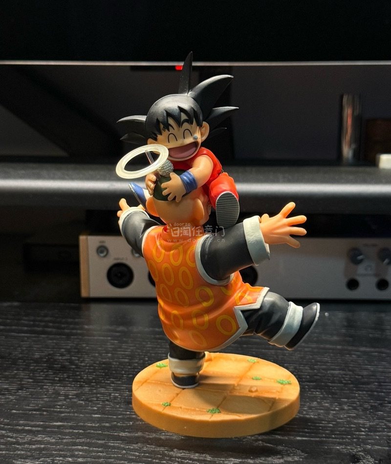 也是很久没有关注二次元，漫画了发现现在出了好多细节手办和周边，而且越做越好了，这次买了高达的不可动系列来看看情况，再也没有做过胶佬了哈哈，龙珠开始出场景系列了期待一波。