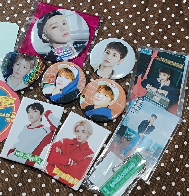 第一次使用挖煤姬EMS路线，到货超级快，包裹很严实，用了积分邮费很便宜，很愉快的一次体验，挖煤姬界面简单易懂好操作，很适合单机切煤。