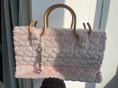 这只一眼就看中了！还好有挖煤姬让我买到了这么稀有的款式，包装很用心，物流时效很好，十分感谢有这个平台！