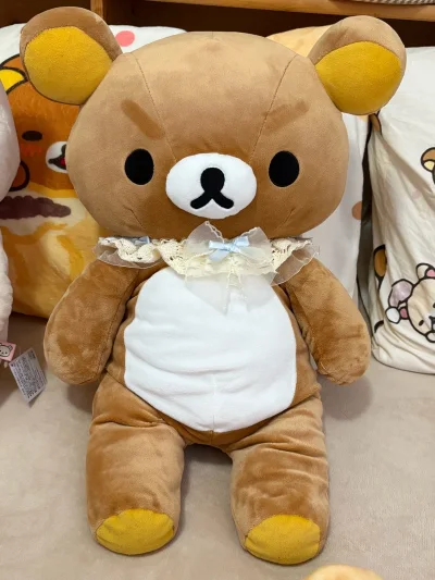 全新，特别萌很可爱的轻松熊。
快递也特别快。
真的很喜欢。比国内买便宜太多了！！
大大一只非常满足，抱着睡觉刚刚好。
