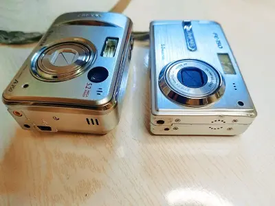 非常非常满意的一次海淘，走的EMS线，这一次比之前几次海淘速度都要快一些，四天就到手啦???ccd品相超级好，完全出乎意料，赞!