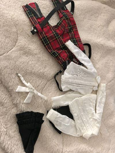 买小衣服，然后再合单每次都会感觉很爽。走plus因为保税所以可以爽买一大堆，而且小玩具体积也不太大，很方便。收到后没看到任何占额外重量的包装，很不错。