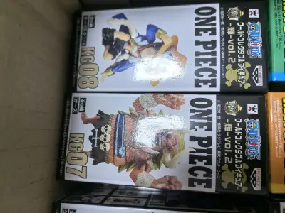 海贼王的wcf做的还是不错的，万圣节的布鲁克，索隆，乔巴还有辉系列的艾斯，奥兹，都是比较经典的造型的