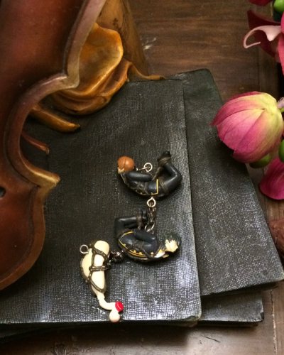 这次我切的是轻重量的小挂件，走的拼团海运，到手包装得非常严实没有损坏，以后也会继续支持挖煤姬挖煤姬购买，推荐。