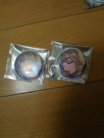 作为模型爱好者，挖煤姬的「X光验货」服务彻底打消我对中古商品品相的顾虑。上月购买的限定版高达模型，通过平台提供的X光影像确认内部骨架无断裂后，才放心支付尾款。收货时发现平台不仅按要求加装了防震支架，还附赠了日本原装的模型工具套装。更贴心的是「准称宝」服务，当包裹实际...