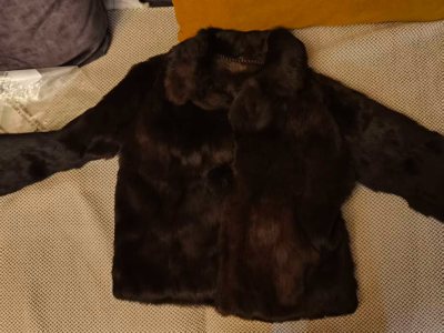 今年突然迷上了淘古着貂，然而之前一次海淘经验都没有。看了别人的分享决定来挖煤姬切煤。第一次切，软件特别好用，每一步该怎么操作非常清晰。切了一件短款貂皮大衣回家，衣服特别可爱，我很喜欢。
大家多多来挖煤呀，体验感很好，现在第二单已经在路上了