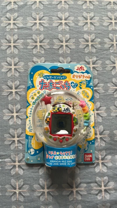 在挖煤姬上淘到了拓麻歌子日4、日4.5未开封，状态非常好。拓麻歌子学校机也很不错，这次购物体验非常棒，以后还会在挖煤姬上购物。