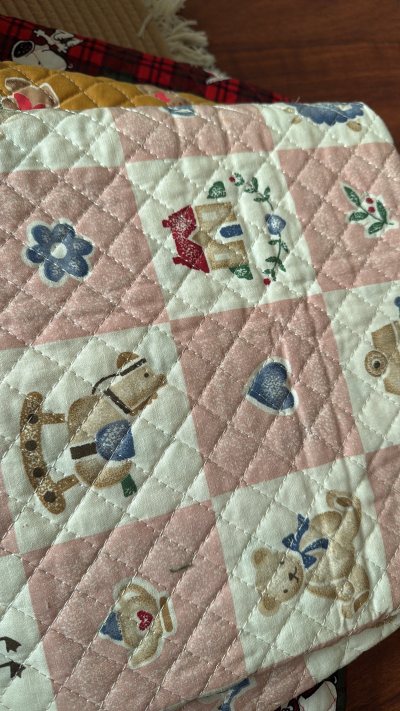 这次买的布料都是体积大 分量重 ，所以选择了海运，但是非常的快，基本上发出到收获15天左右，收到了很多很多好看的布料满意