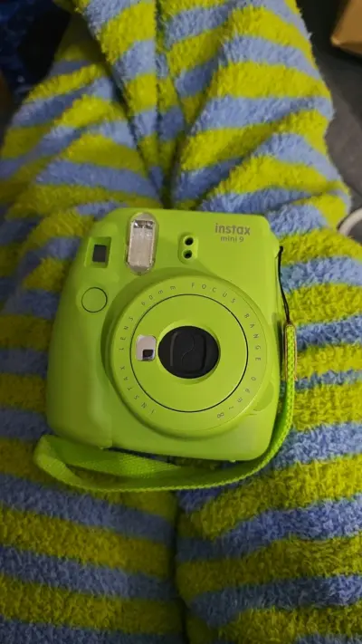 第一次淘到mini9这个型号，日本大部分都是8+，而且这个颜色也很少见，真的太惊喜了，包装得很好，也没有磕碰，在挖煤姬上面已经淘到好多相机了，很推荐