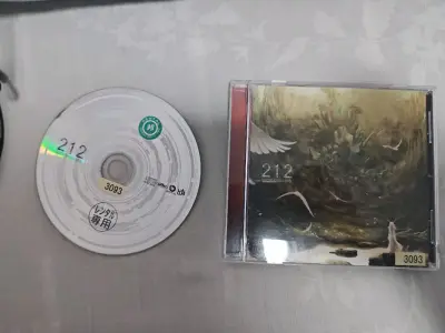 toa的专辑太贵了，但是和无名一起的这个反而很便宜，不过是租赁碟，也无所谓了，自己听听挺好的。无论是 拼凑的断音 还是【13】都算是经典曲目了