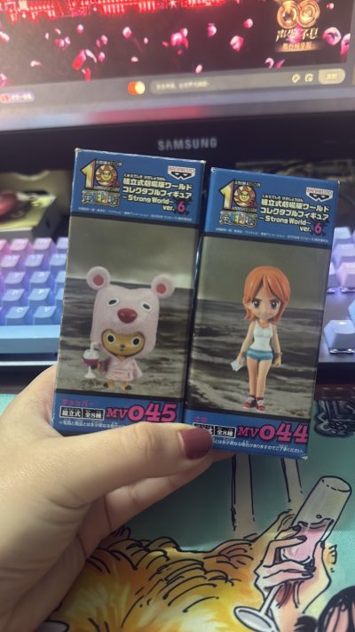 这次买到了经典老物，wcf世界收藏级海贼王强者世界，丛林和休闲草帽9人团，实在太帅了。而且卖家保存很好，成色很不错，开心哦