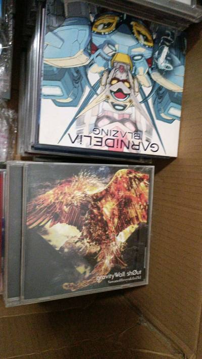 挖煤姬真的是二次元吃谷人的宝藏日淘平台！中文界面超友好，商品成色描述精准无踩雷。包装太用心了，亚克力、CD用气泡膜裹得严实，到手零磕碰，完美戳中收藏党需求。合单功能超省运费，还能积分抵扣，物流时效稳定，半个月左右就能收货。手续费透明，经常有优惠活动，不管是中古好物还...