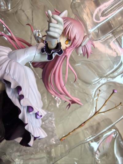 心心念念的终极圆神到了，还是初版捏，货品状态完好，包装专业严谨，0损伤到手，热乎乎的小圆马上拆开摆起！太美腻了！感谢圆梦挖煤姬老板！