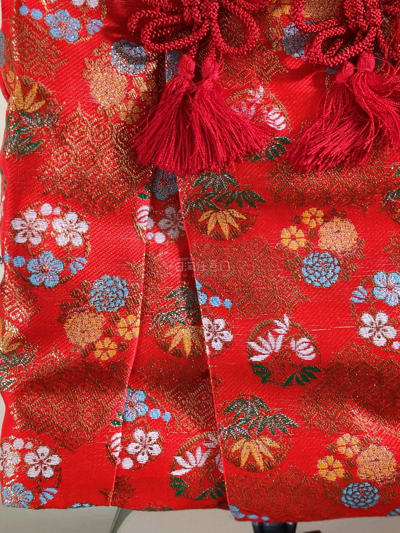 这次在挖煤姬下单，体验感真的超舒心。页面自带翻译，看商品介绍完全不费力，操作流程也简单好上手。物流进度能随时跟进，到货速度很稳定，一点没耽误。包装也特别严实，层层防护把娃娃保护得好好的，收到时完好无损超安心。中途咨询过问题，客服小姐姐回复又快又温柔，解答得也很细...日淘党锁死！挖煤姬真的太香了
 
日淘小白闭眼冲的神仙平台被我挖到了！挖煤姬真的把日淘的省心做到极致?
 
全程中文界面超友好，日语苦手也能轻松搜遍煤炉、雅虎日拍，一键翻译直接看懂商品详情，支付宝付款超便捷，汇率和手续费全透明，完全没隐藏