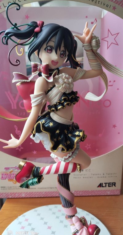 挖煤姬海淘体验超惊艳！入手ALTER矢泽妮可手办，全程省心无踩雷。代拍快、物流稳，清关顺畅远超预期，包裹三层加固超严实，手办外盒无一丝破损。做工拉满，矢泽妮可元气笑颜超还原，蝴蝶结与裙摆层次分明，涂装均匀无溢色，比例精准质感绝佳。品相完美和描述一致，海淘价比国内划算...