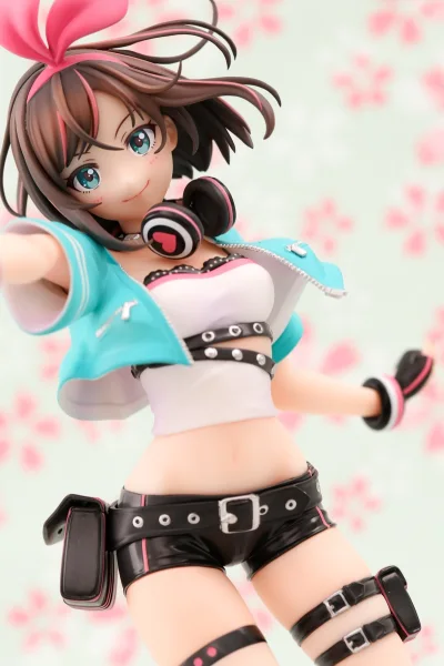 吹爆挖煤姬！入手强壮社绊爱Hello World手办体验封神，打包专业到离谱，到手品相完美。马尾束发造型超有新鲜感，热辣穿搭尽显活力，漆皮热裤质感绝了，腿部线条紧致有弹性，少女身材曲线拉满。发丝彩色挑染清晰，面雕浅笑甜度爆表，服饰闪粉点缀高级，舞台感拉满。森仓圆监修...