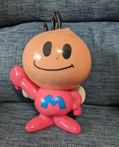 很可爱的大胶 之前怎么搜也搜不到 机缘巧合下在雅虎日拍上看到了 火速竞拍 收到爱不释手 特别喜欢 物流也很快 包装很好 