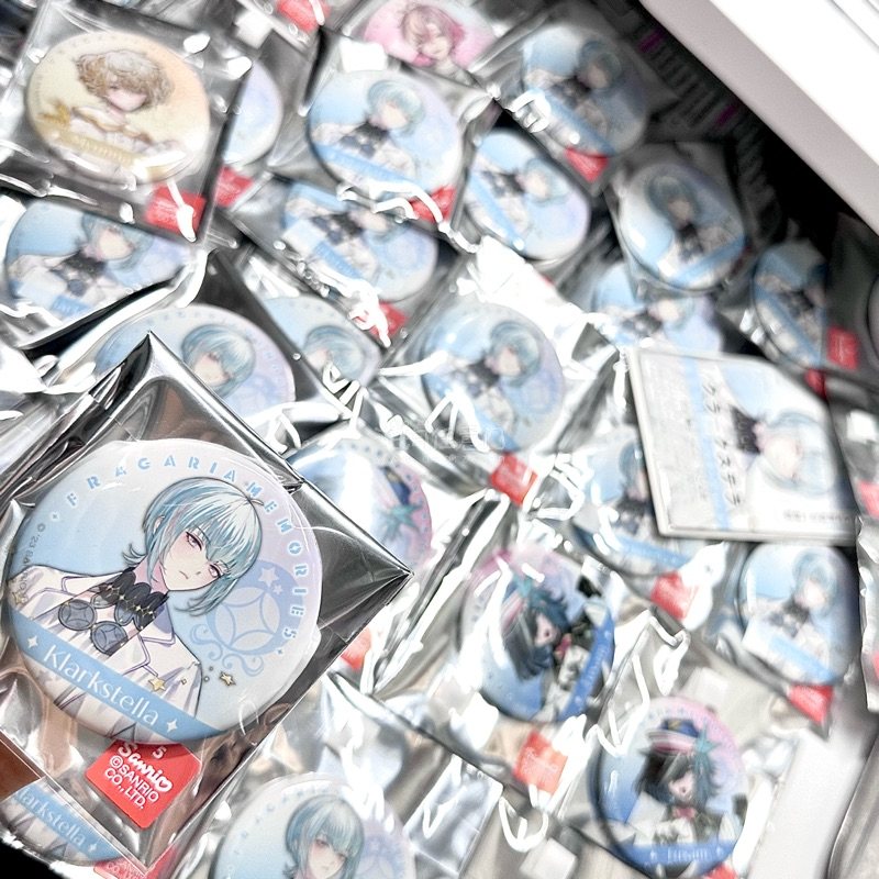 因为在国内相对不好收所以这个圈的谷子都要靠日切  基本都是在挖煤姬切的  遇见了很多集体出我梦情的樱花妹很幸福  订单也从没出过问题  代切入库合单动作都很迅速没出过差错  合箱之后挖煤姬好像还给我退了一部分预收的国际运费✌️