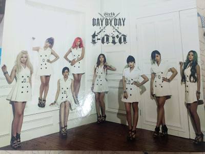 很满意的一次海淘。最近都在使用挖煤姬日淘，一如既往的好，东西到手八角尖尖。很开心能淘到便宜又喜欢的专辑，以后还会继续使用挖煤姬，支持up