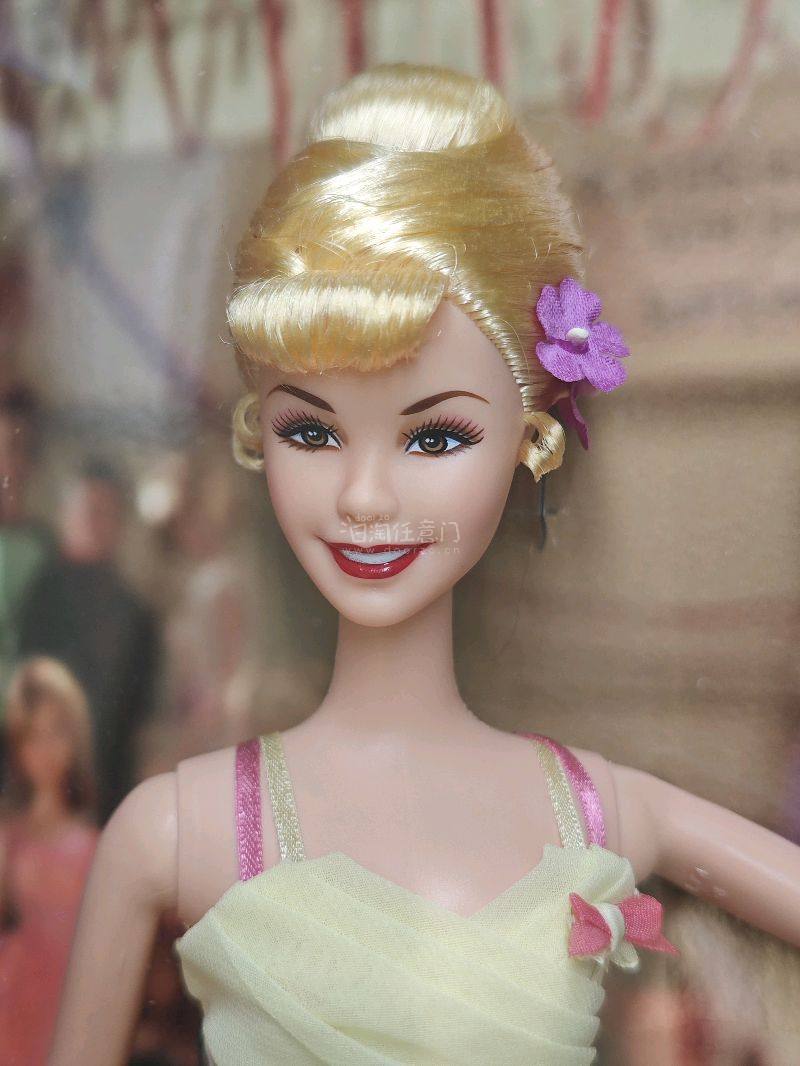 谁懂啊！在任意门挖到了寻觅多年的中古芭比，这波购物体验直接封神！作为执着于原版配件的收藏者，之前踩过很多代购的坑，要么配件不全，要么状态与描述严重不符，直到遇到任意门才真正放心。
 
平台的货源覆盖太广了，从煤炉到雅虎拍卖，能直接对接日本本土的个人卖家和中古店，很多...