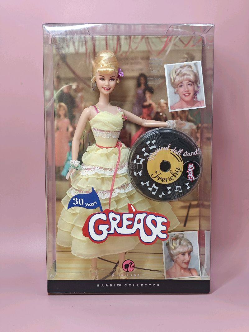 谁懂啊！在任意门挖到了寻觅多年的中古芭比，这波购物体验直接封神！作为执着于原版配件的收藏者，之前踩过很多代购的坑，要么配件不全，要么状态与描述严重不符，直到遇到任意门才真正放心。
 
平台的货源覆盖太广了，从煤炉到雅虎拍卖，能直接对接日本本土的个人卖家和中古店，很多...