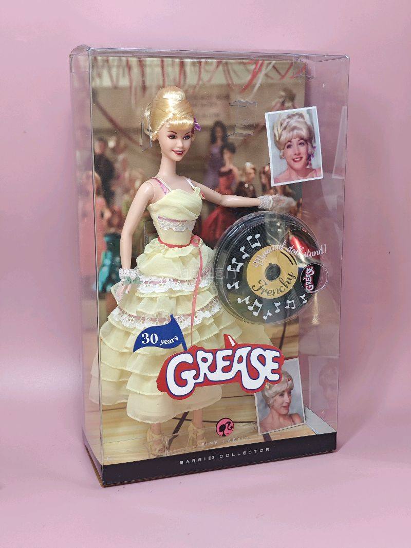 谁懂啊！在任意门挖到了寻觅多年的中古芭比，这波购物体验直接封神！作为执着于原版配件的收藏者，之前踩过很多代购的坑，要么配件不全，要么状态与描述严重不符，直到遇到任意门才真正放心。
 
平台的货源覆盖太广了，从煤炉到雅虎拍卖，能直接对接日本本土的个人卖家和中古店，很多...