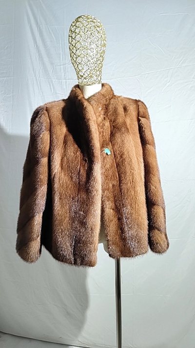 
此次购物体验从多个维度来看都表现得极为出色。首先，商品的质量过硬，完全符合甚至超出了预期。其次，购物环境整洁舒适，布局合理。再者，服务人员专业且热情，能够及时解答疑问并提供有效建议。综合各方面因素，这是一次非常非常不错的购物体验。