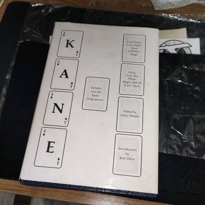 海淘魔术书，都是货真价实的原版，有两本很老的书，但品相都不错，非常喜欢。卖家的包装很到位，没有任何磕碰，发货速度也快