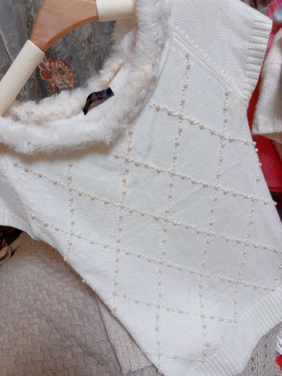 挖煤姬一月底购物分享，收到了在挖煤姬购买的一些衣服，主要是几件短袖，质量都在我能接受的范围内，和描述没有太大区别。挖煤姬的下单速度比较快，合单的审核时间也比较合理，是海淘人理想的海淘app