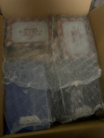 挖煤姬太靠谱！物流比预期快，打包巨扎实品相和描述一致，易碎品都保护得极好，到手四角尖尖无磕碰，完全不用担心运输损坏。合单免费超省运费，物流速度远超预期，客服耐心解答疑问，新手也能轻松操作！