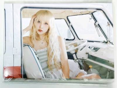 kkk又迅速拿下一波梦情，全员貌美的t5 oj特典明信片，放大清晰的美貌。从买下到拿到手都十分顺利!我会永远拥护这个挖煤姬❤ (ɔˆз(ˆ⌣ˆc)