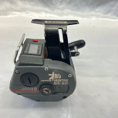 轮子总体不错 需要保养一下。 价格不贵。总体来说 还是比较满意的 不论是价格还是成色 都比较符合。虽然有点腐蚀 影响不大