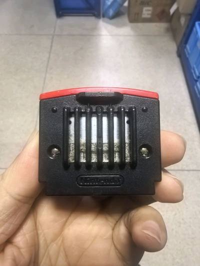 这次来的是游戏主机玩游戏必不可少的配件-4M内存卡，该配件用于N64游戏主机，没有这个配件一些游戏就无法正常读取游玩，这也是老任的营销策略，想要玩必须格外付钱买配件哈哈！感谢挖煤姬！