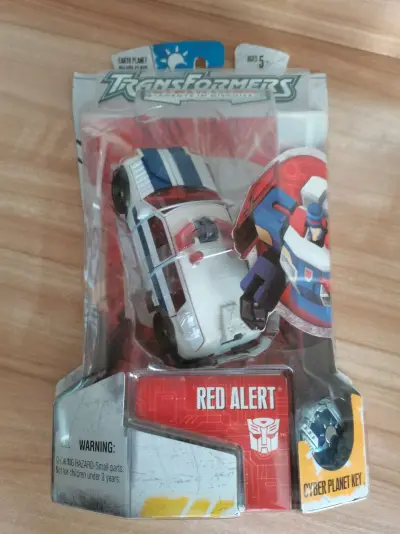 在挖煤姬入手的变形金刚银河之力红色警报太赞了！客服态度超棒，咨询回复耐心又及时，物流速度也很给力，到货超预期。玩具做工精致，细节到位，还原度高，整体品质超棒，特别满意！