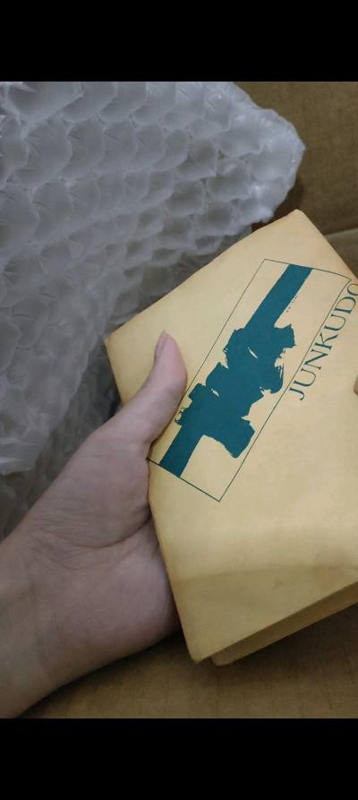 用挖煤姬淘过几次手办和杂志，体验挺顺的。App界面简单，把想买的商品链接贴进去就行，客服响应快，有问题会主动沟通。

物流方面，日本境内发货速度稳定，通常2-3天到转运仓库。国际段我一般选竹蜻蜓，打包结实，运费清晰，没有突然的附加费。从下单到收货大概两周左右，整体流...