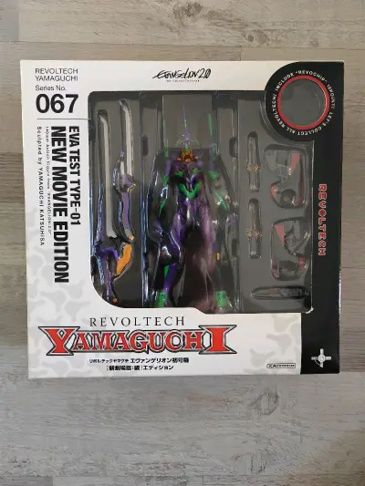 绝版老物终于通过海淘挖到了！卖家标注的“仅拆摆”诚不欺人，整体成色和全新没差，轻微瑕疵远看完全不明显。漆面光滑没有掉漆，透明件通透有光泽，连说明书都保存得很完整。平台操作超简单，中文搜索+自动翻译，新手也能轻松上手，以后淘老款就认准这儿了～